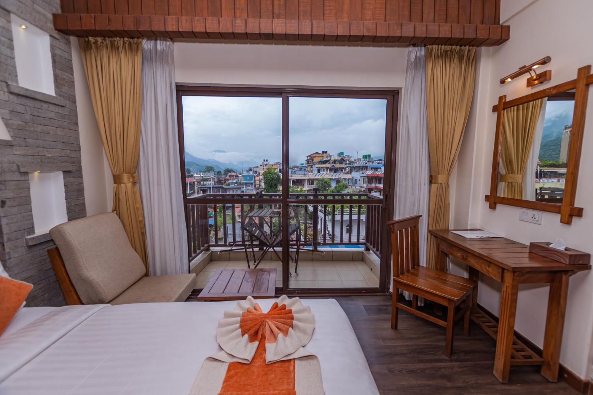 Pokhara Batika Hotell Eksteriør bilde