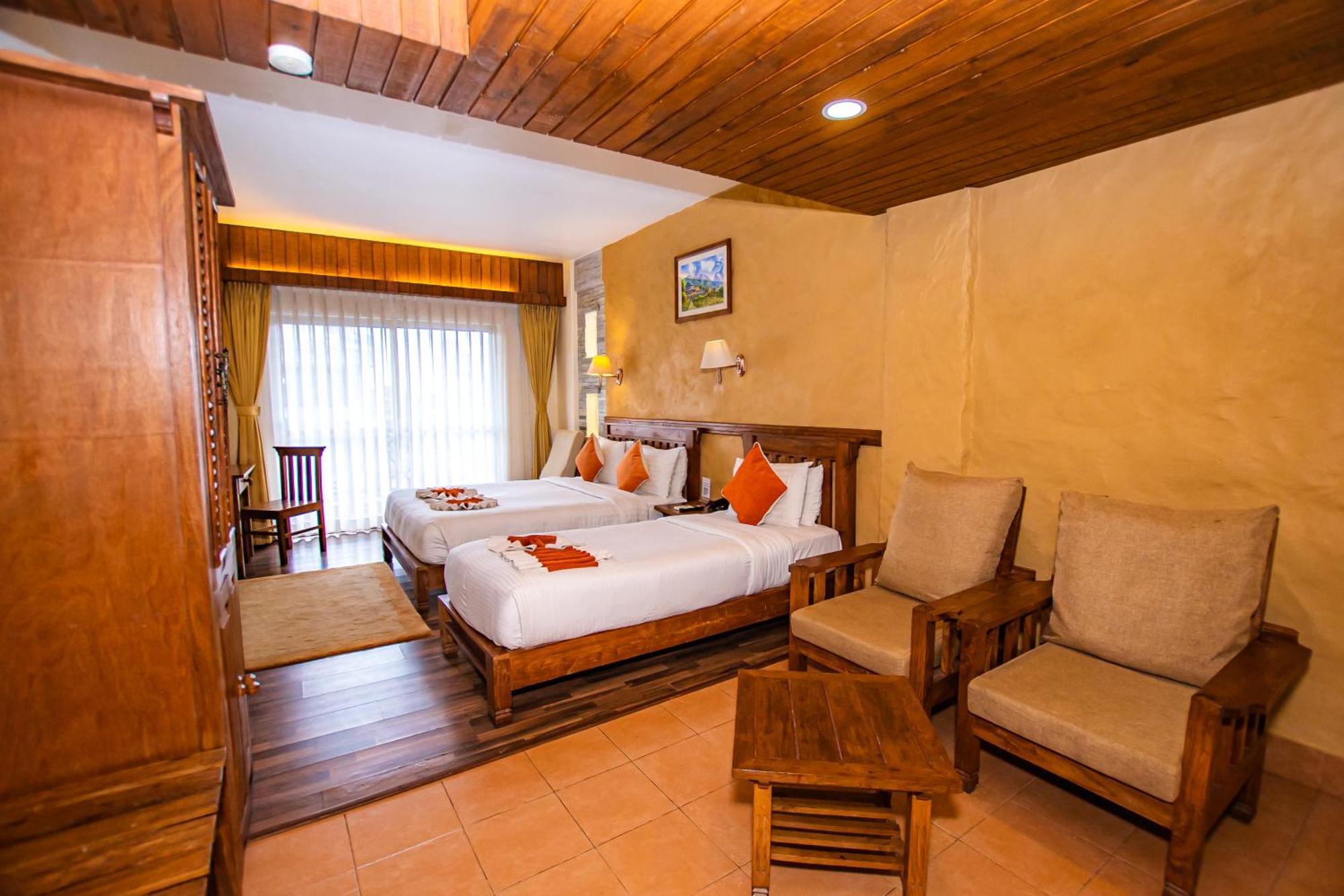 Pokhara Batika Hotell Eksteriør bilde
