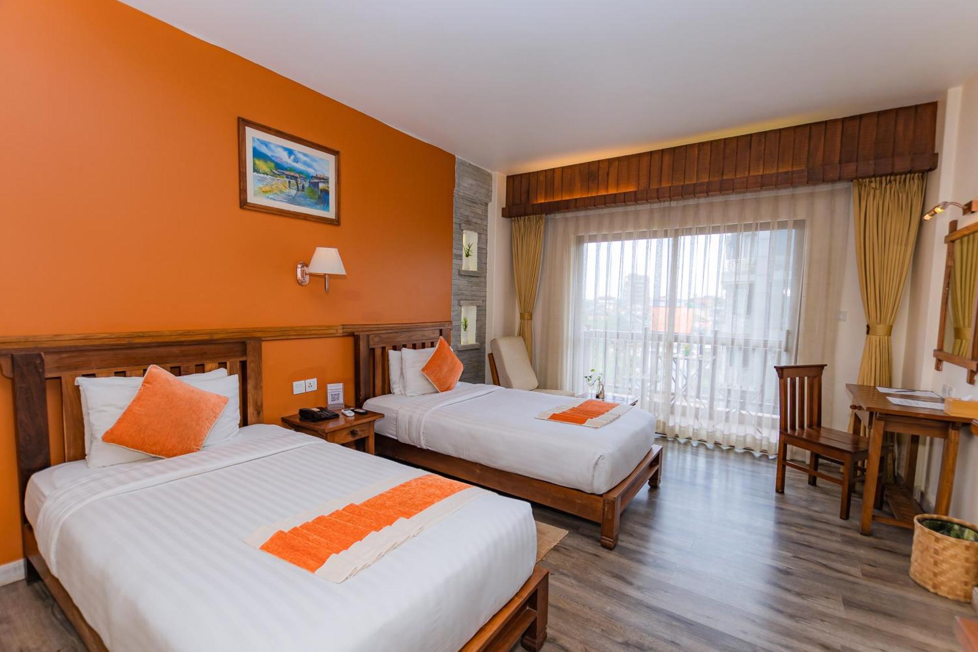 Pokhara Batika Hotell Eksteriør bilde
