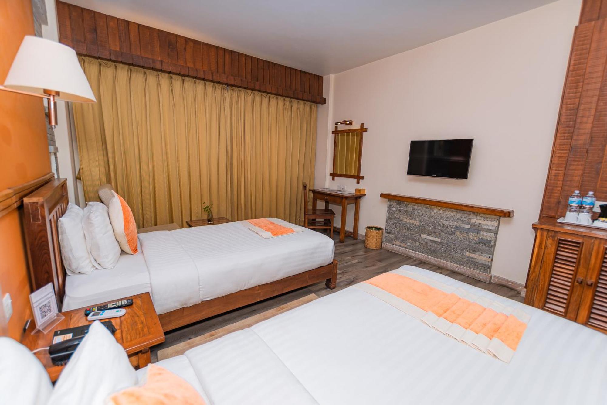 Pokhara Batika Hotell Eksteriør bilde