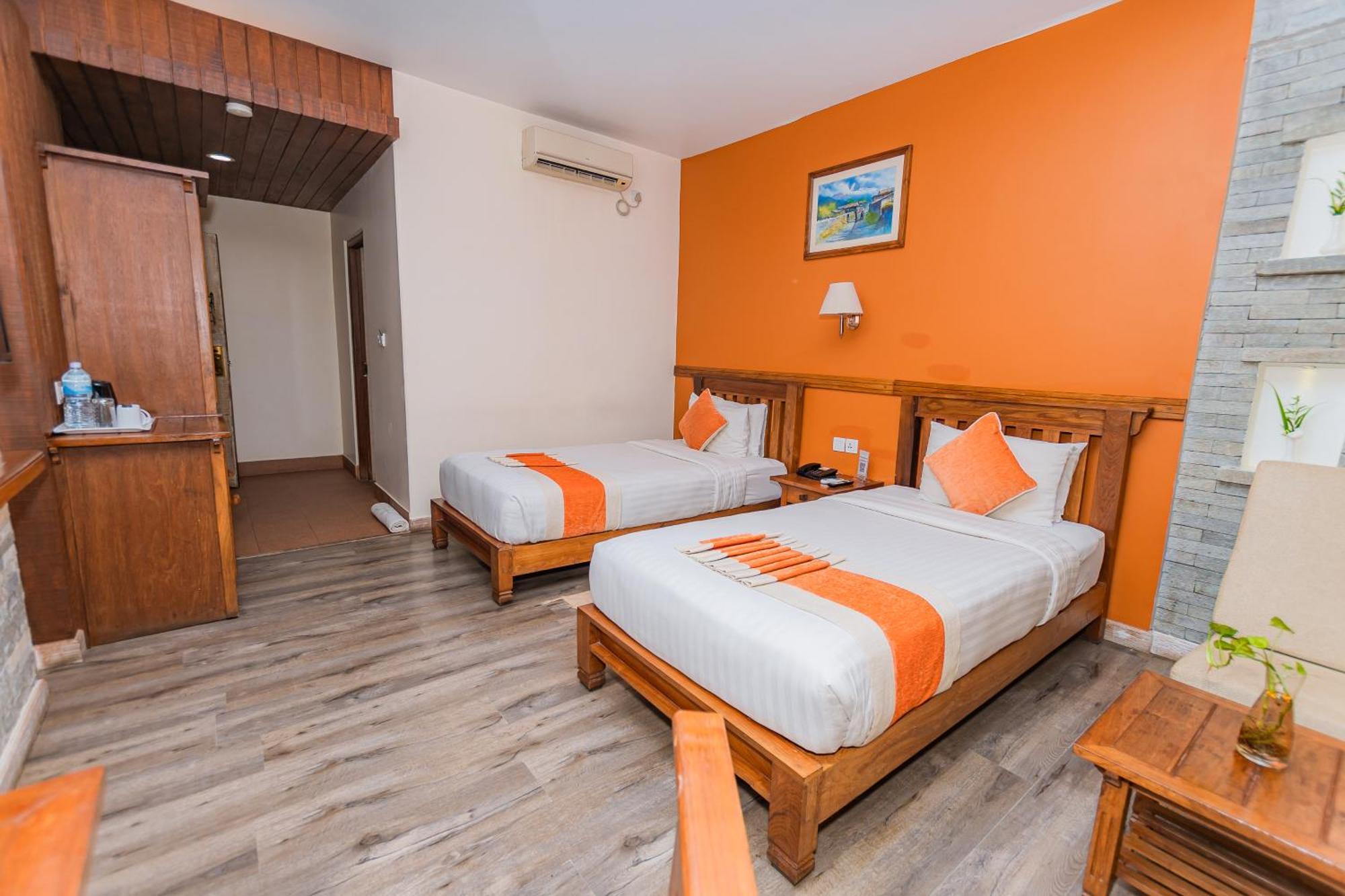 Pokhara Batika Hotell Eksteriør bilde