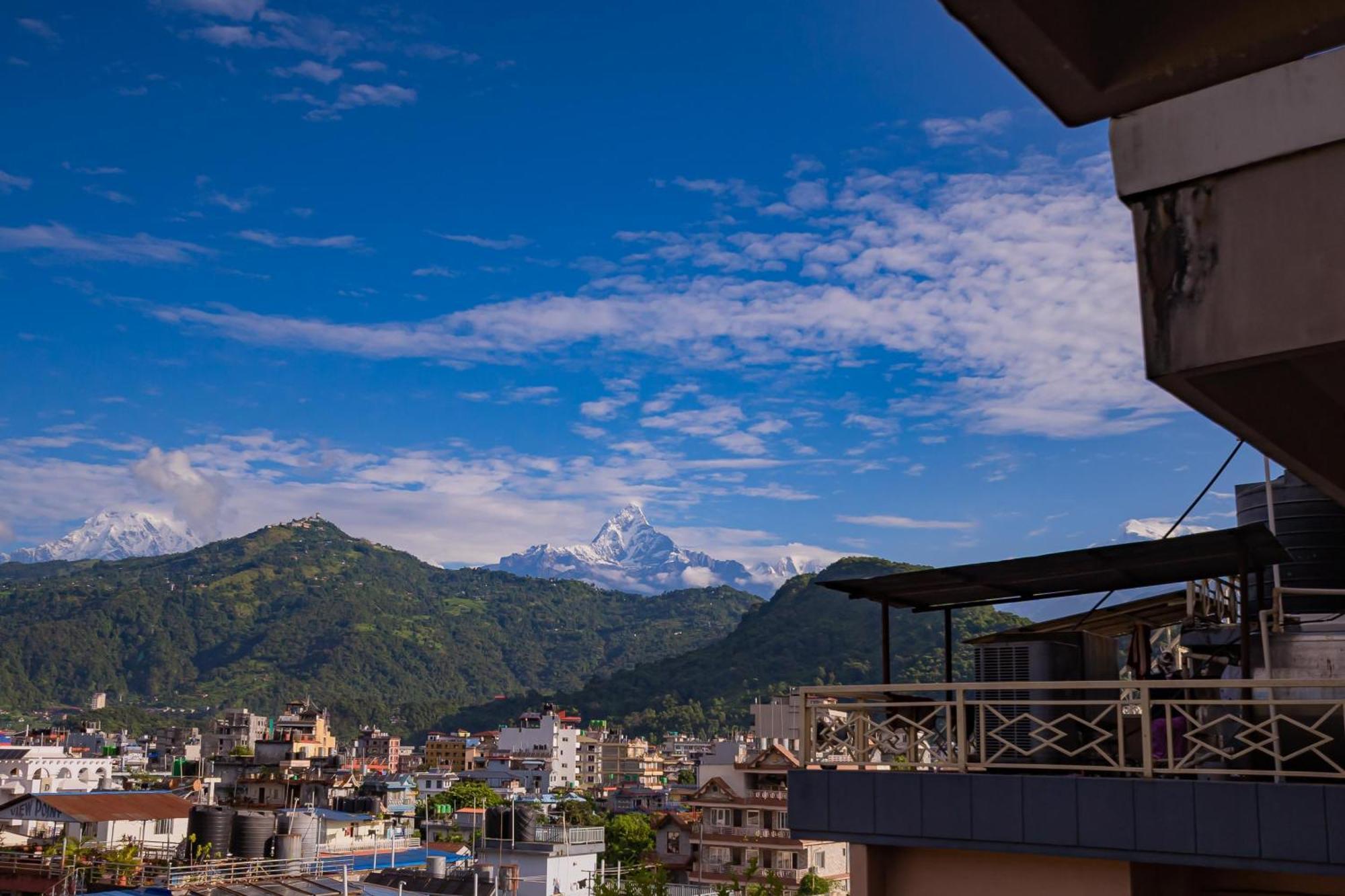 Pokhara Batika Hotell Eksteriør bilde