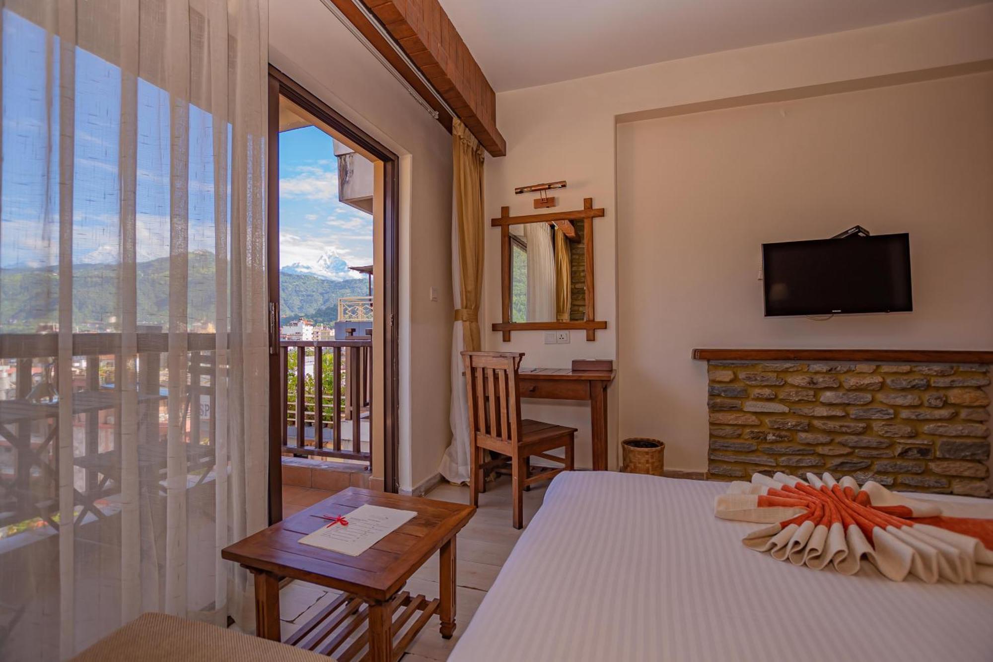 Pokhara Batika Hotell Eksteriør bilde